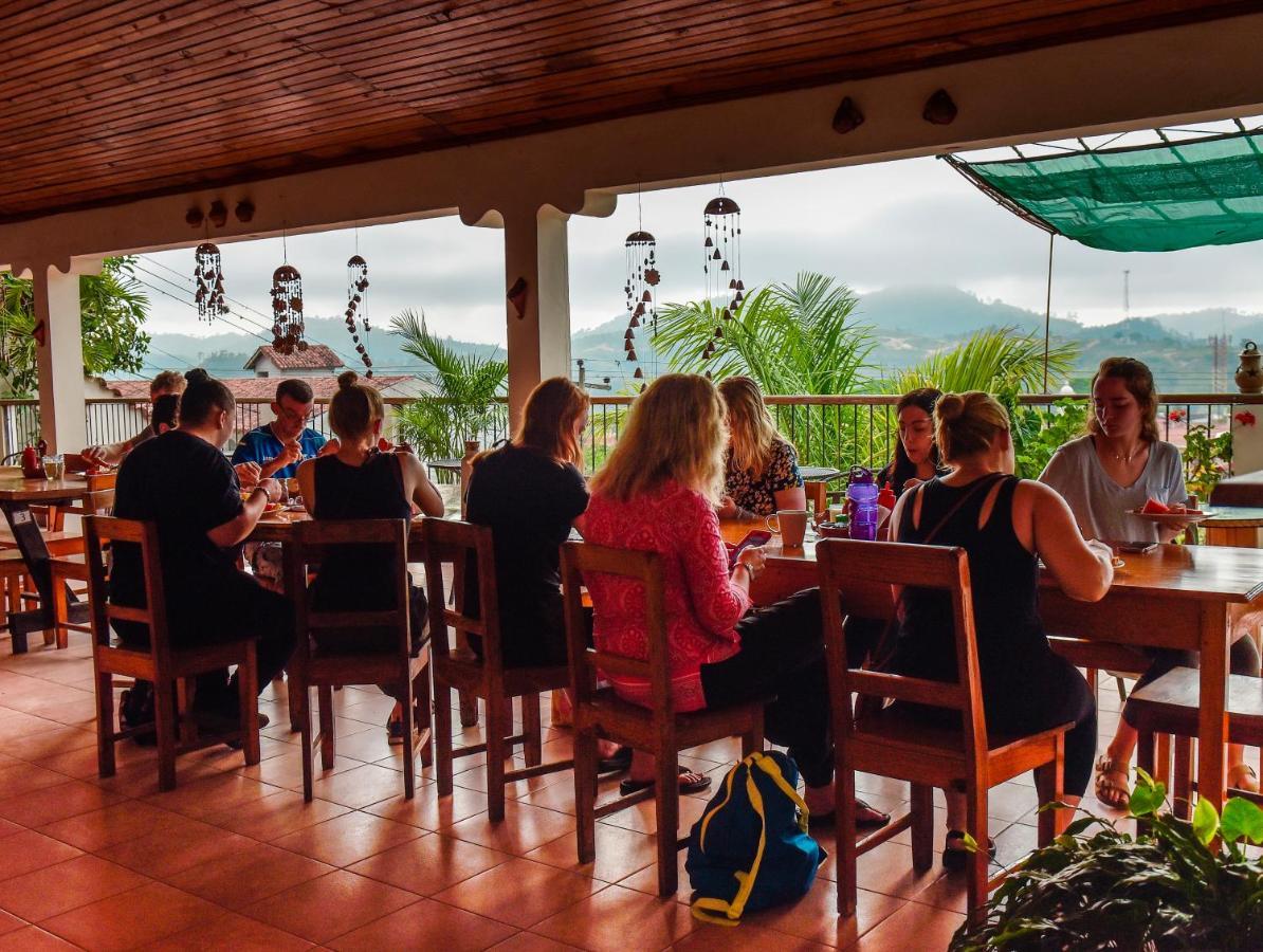 Hotel And Restaurant Guancascos Грасиас Екстериор снимка